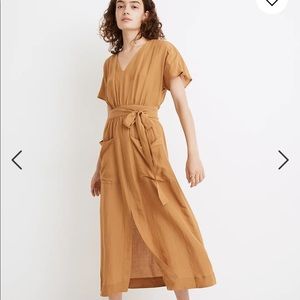 Madewell Linen-Blend Dolman-Sleeve Tie-Waist Midi Dress